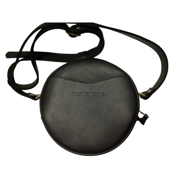 Portland Leather Goods Small Crossbody Bag H:7” wide and 2.5” black - Picture 3 of 5